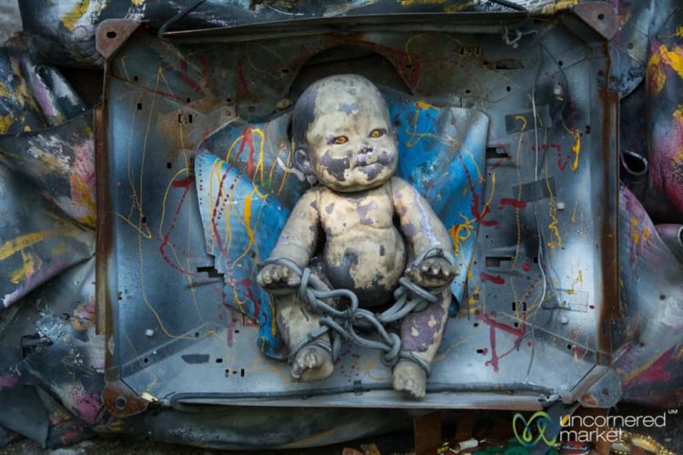 Haiti Travel, Atis Rezistans Art