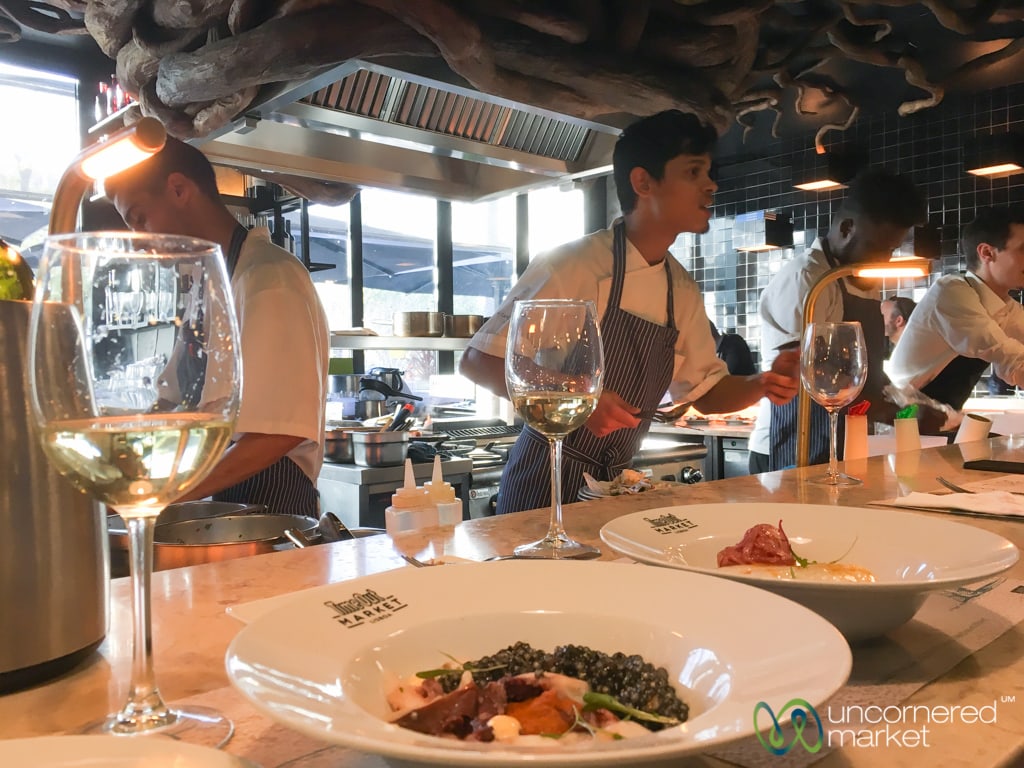 Lisbon Restaurants, O Surf & Turf at Time Out Market